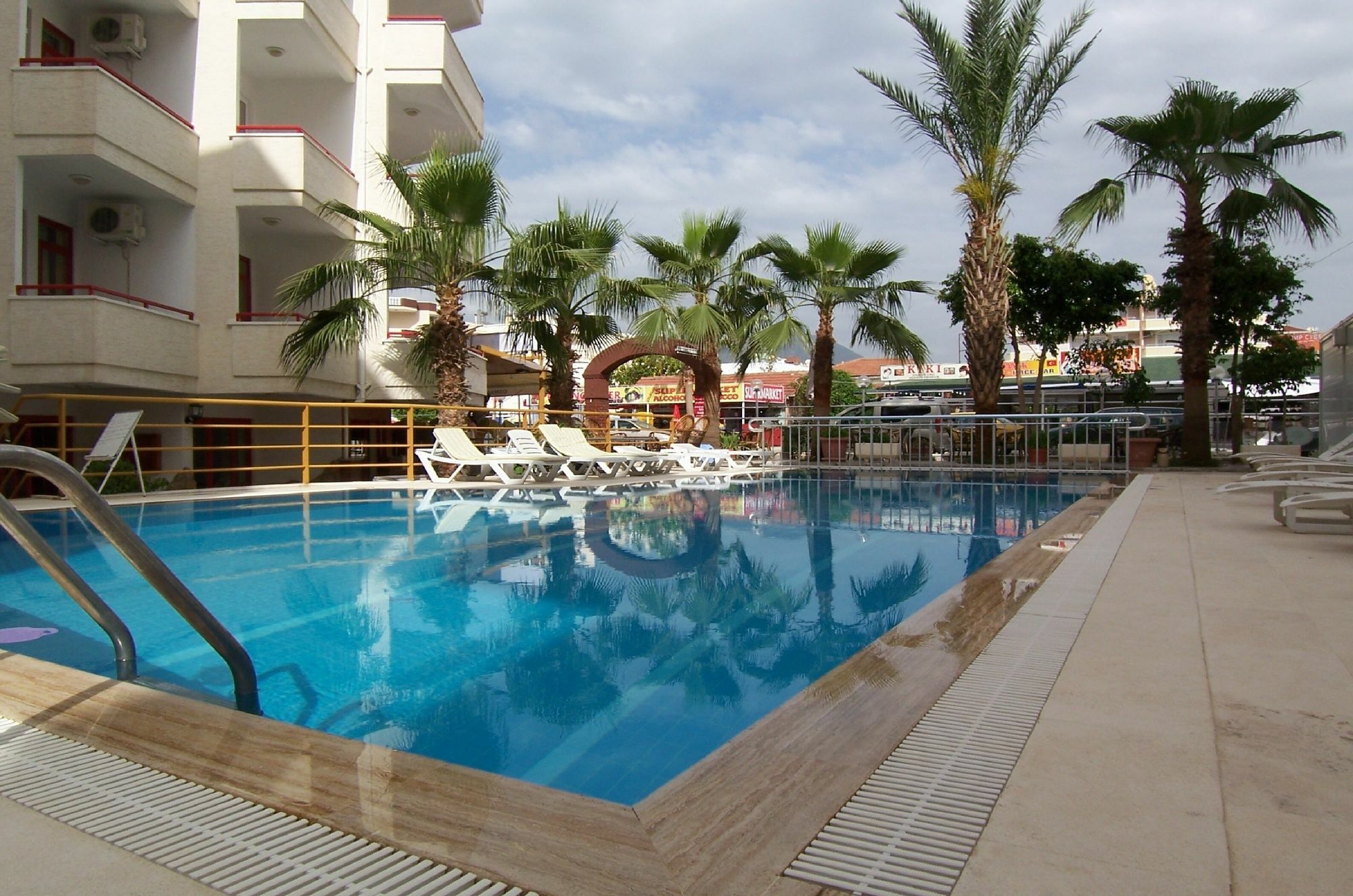 Semiz Apart Hotel Alanya Exterior foto